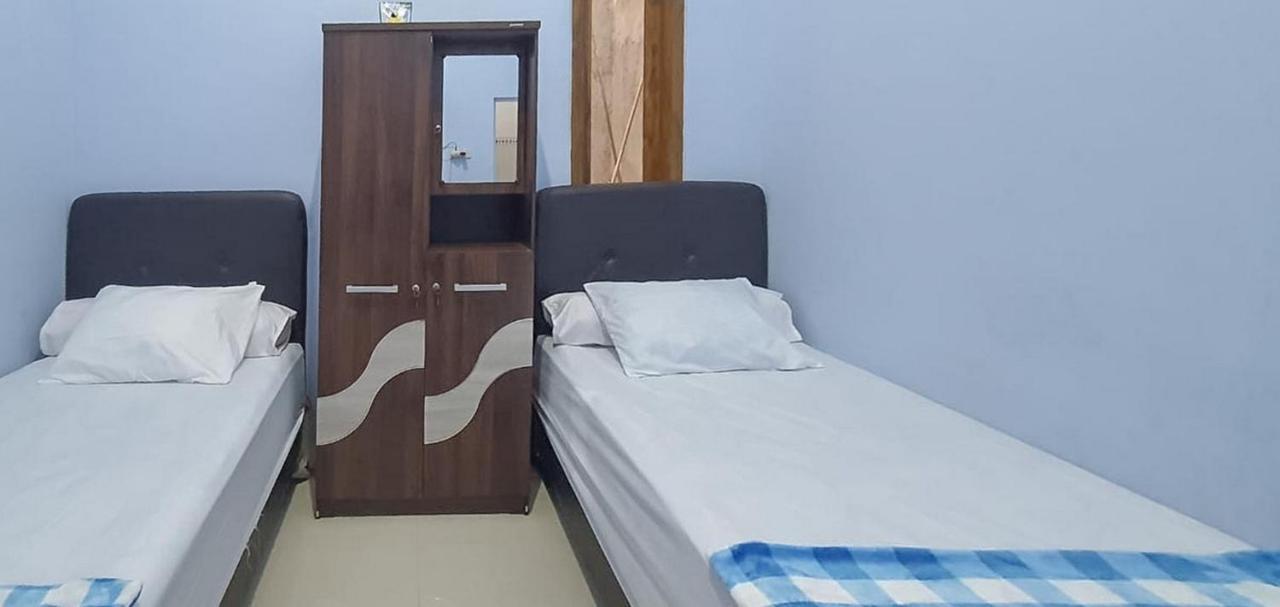 Griya Mbak Tafik Syariah Hotel Gendingan Екстериор снимка